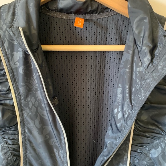 Lucy Gray Blue Printed Zip Up Jacket - Picture 4 of 7